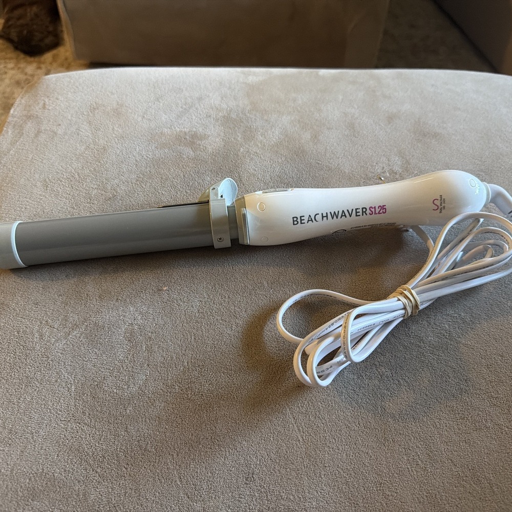 Beachwaver S1.25 Rotating Hair Curling Iron White DV1138